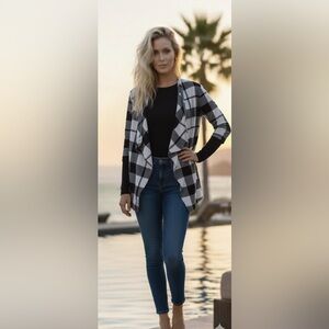 New York Laundry Black and White Plaid Cardigan